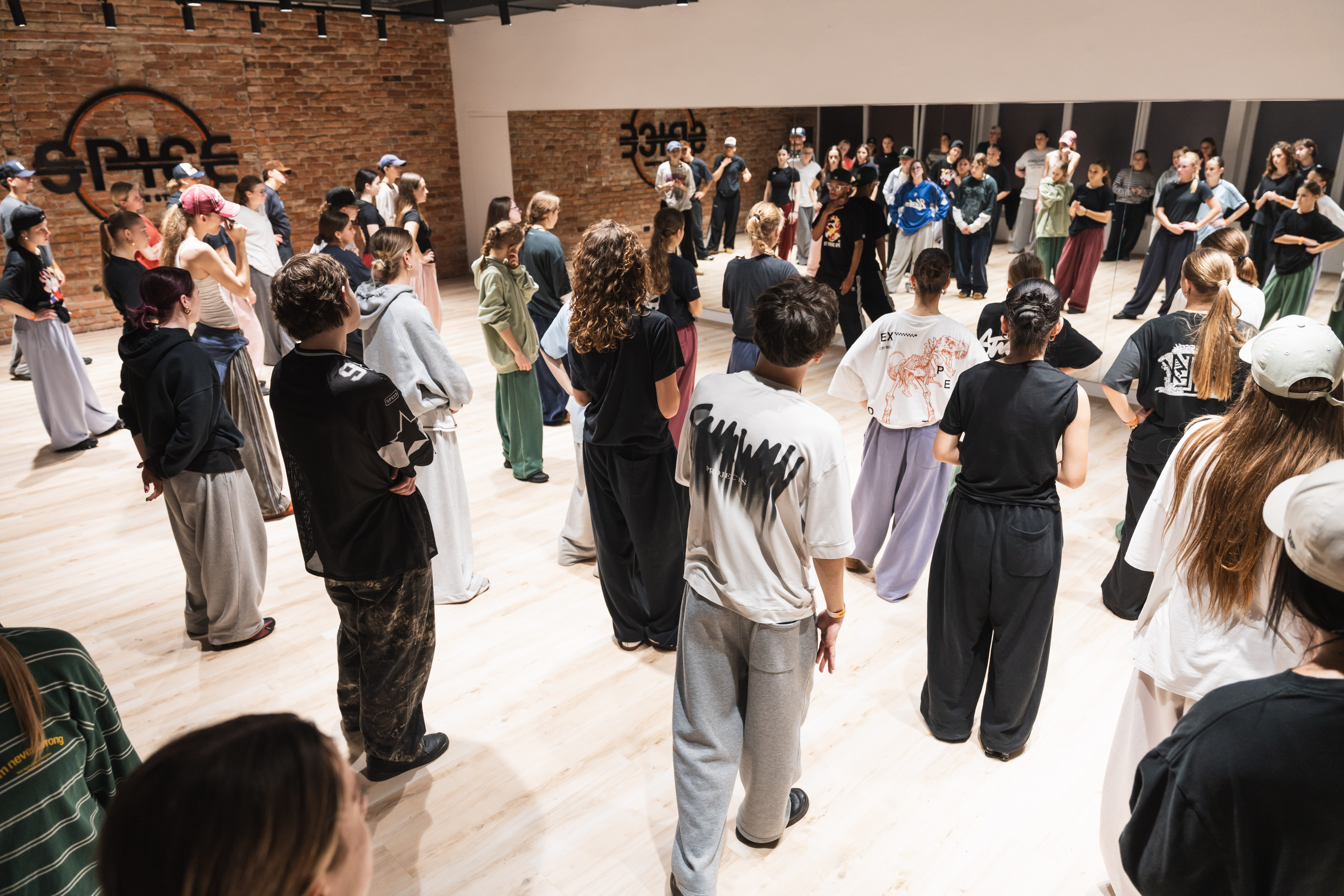 Plesni tečaji v Spice Dance Studiu